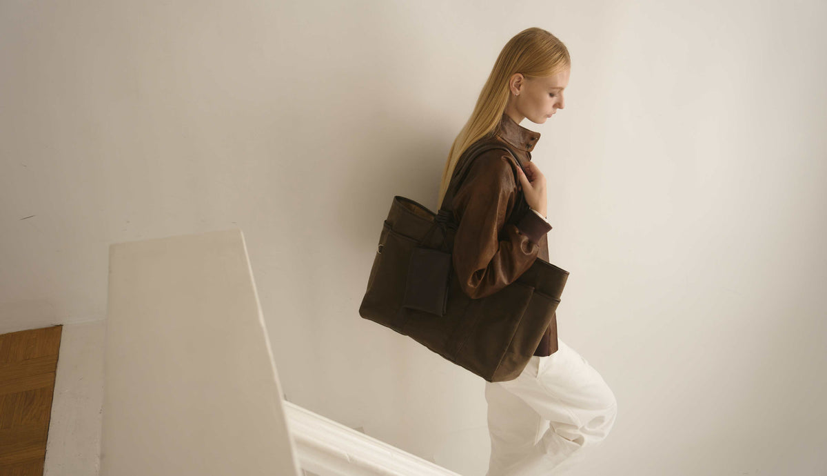 RV-003 City Reverse Tote_Canvas Khaki, Ashbrown